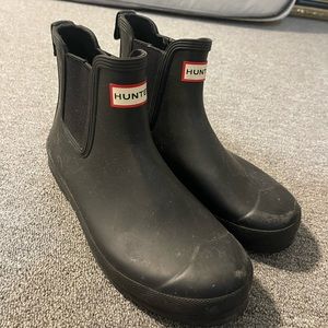 Hunter Chelsea rain boot